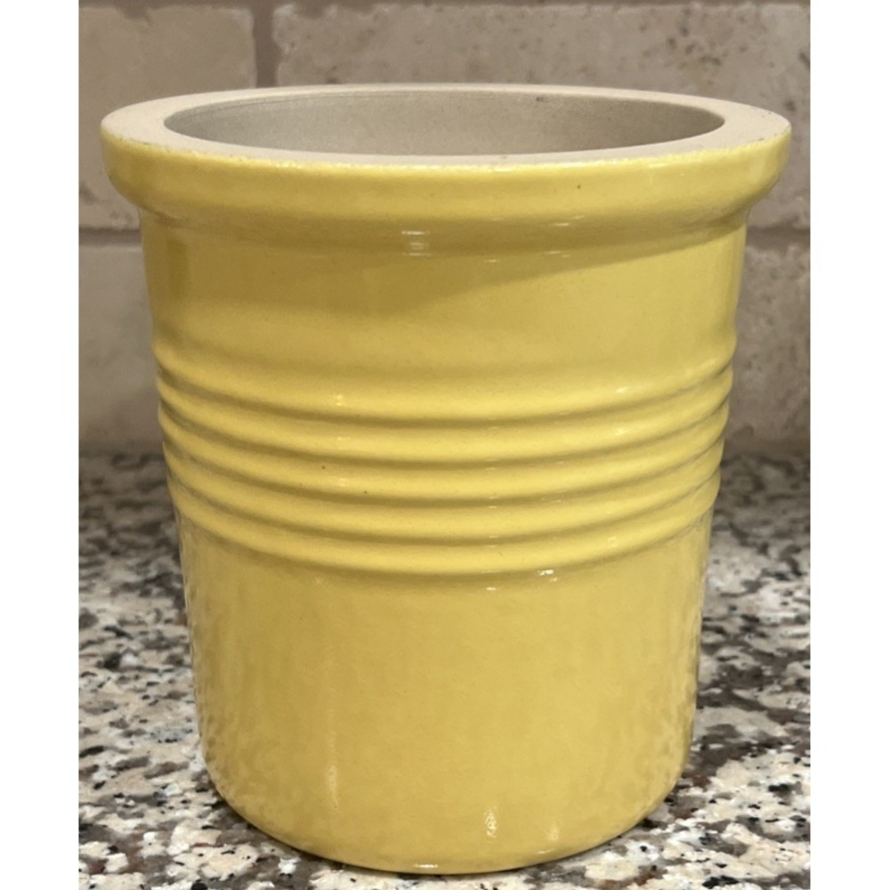 PAMPERED CHEF Utensil Crock Family Heritage Stoneware Bread Yellow